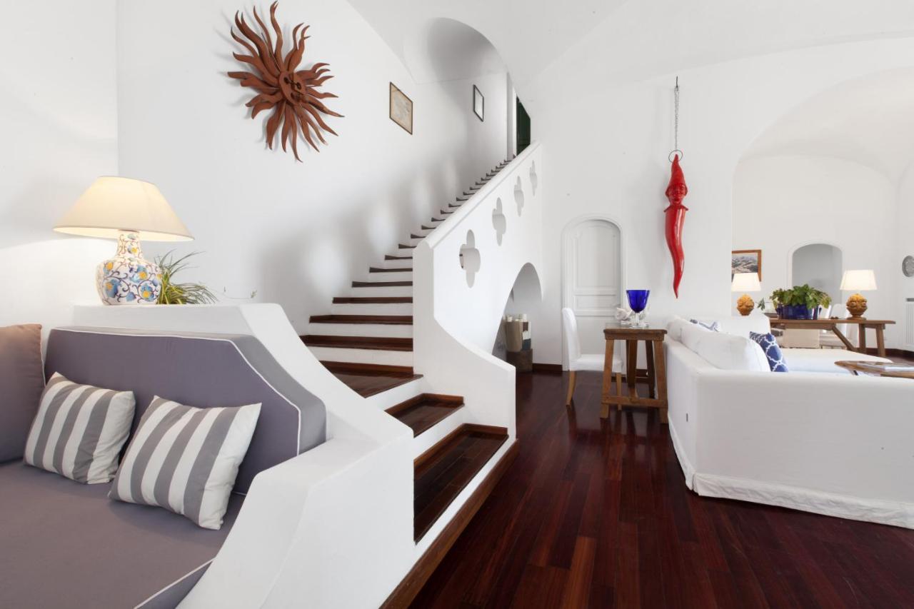 Amore Rentals - Villa Lo Scoglio โปซิตาโน ภายนอก รูปภาพ